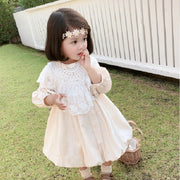 Vestido de moda de manga larga para niñas con diseño de encaje y parche floral