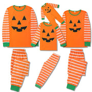 Pijamas familiares a juego con disfraces de Halloween