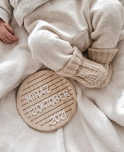 European Style Oak Baby Milestone Board: Round Letter Message Props