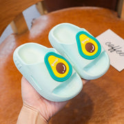 Zapatillas lindas con diseño de frutas de dibujos animados para niños