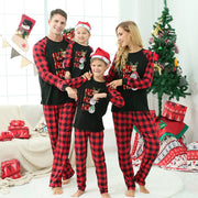 Pijamas familiares a juego con estampados divertidos