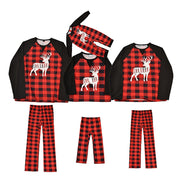 Pijama familiar a cuadros con forma de reno